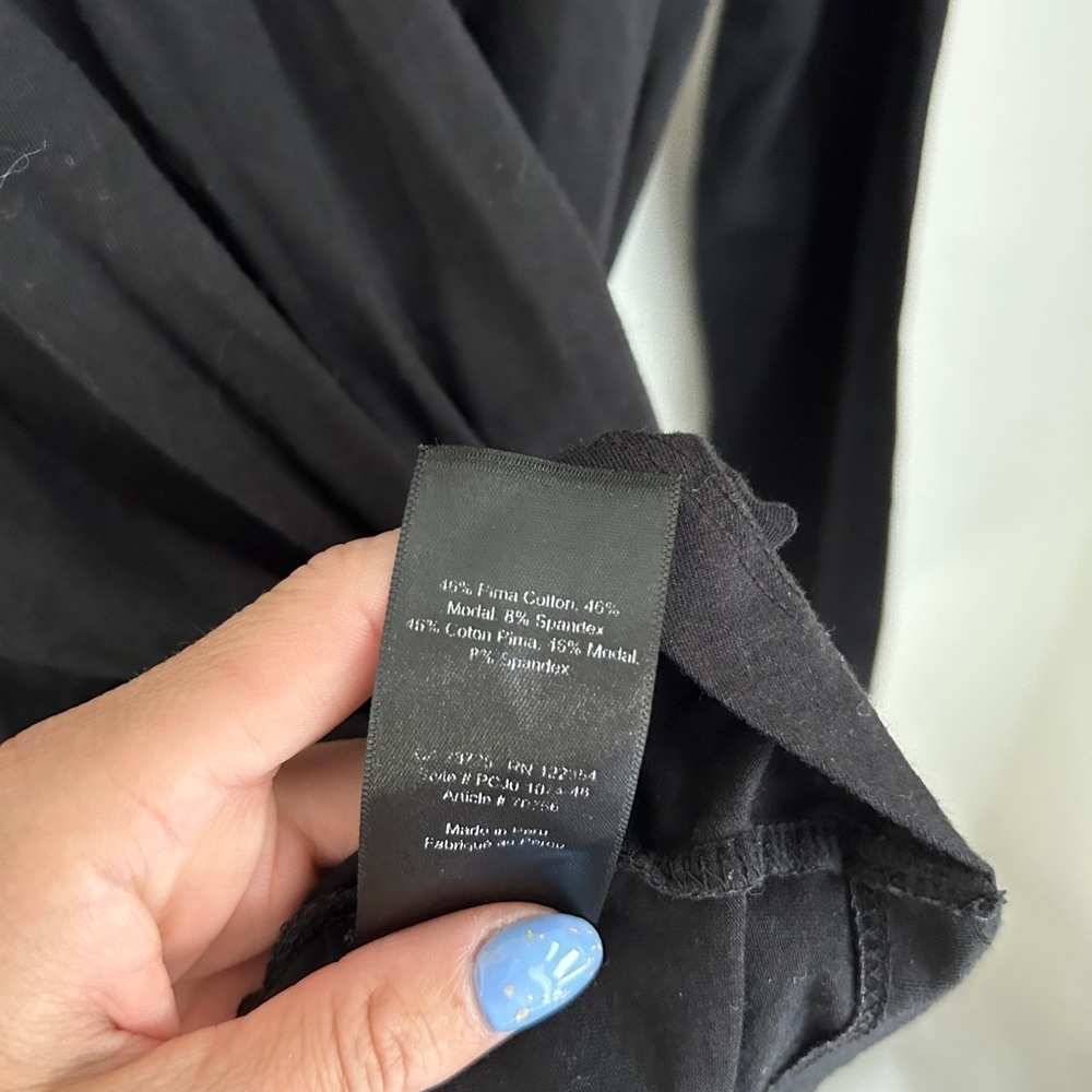 Aritzia BABATON Size Small long sleeve front twist - Picture 5 of 6